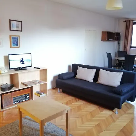 Historic Center Apartment Brasov